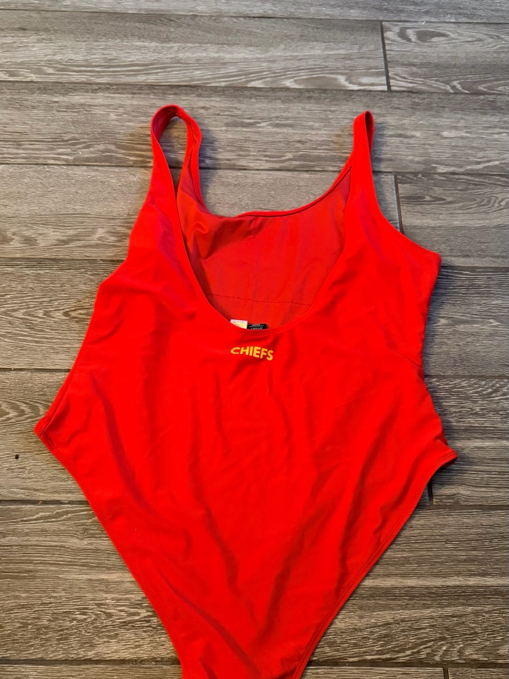 Women’s Plus Size 2X Kansas City Chiefs one-piece swimsuit. - Picture 4 of 8